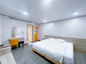 A22 Wei Lu Hotel
